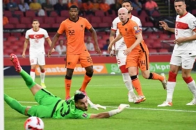 Tarihi fark! Hollanda 6-1 Türkiye