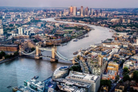 İngiltere'de petrol, gaz, gıda ve enerji krizi sektörleri durma noktasına getirdi