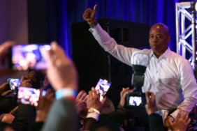 New York'un yeni belediye başkanı Eric Adams, maaşını kripto para ile alacak.