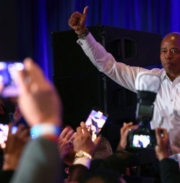 New York'un yeni belediye başkanı Eric Adams, maaşını kripto para ile alacak.