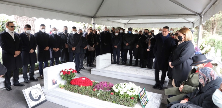 Mustafa V. Koç’u sevgi ve özlemle anıyoruz.