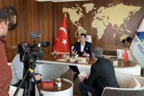 Chelsea'yi satın almak isteyen Muhsin Bayrak, Abramoviç ile ortak projeler yapacak.