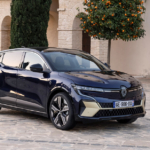 Yeni Megane E-Tech %100 Elektrikli, 2022 test protokolü ile EuroNCAP'ten 5 yıldız aldı