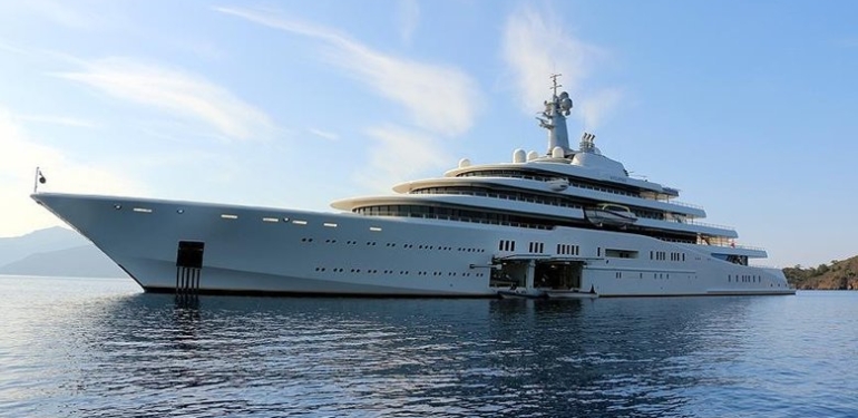 Abramoviç’in milyon dolarlık yatları…