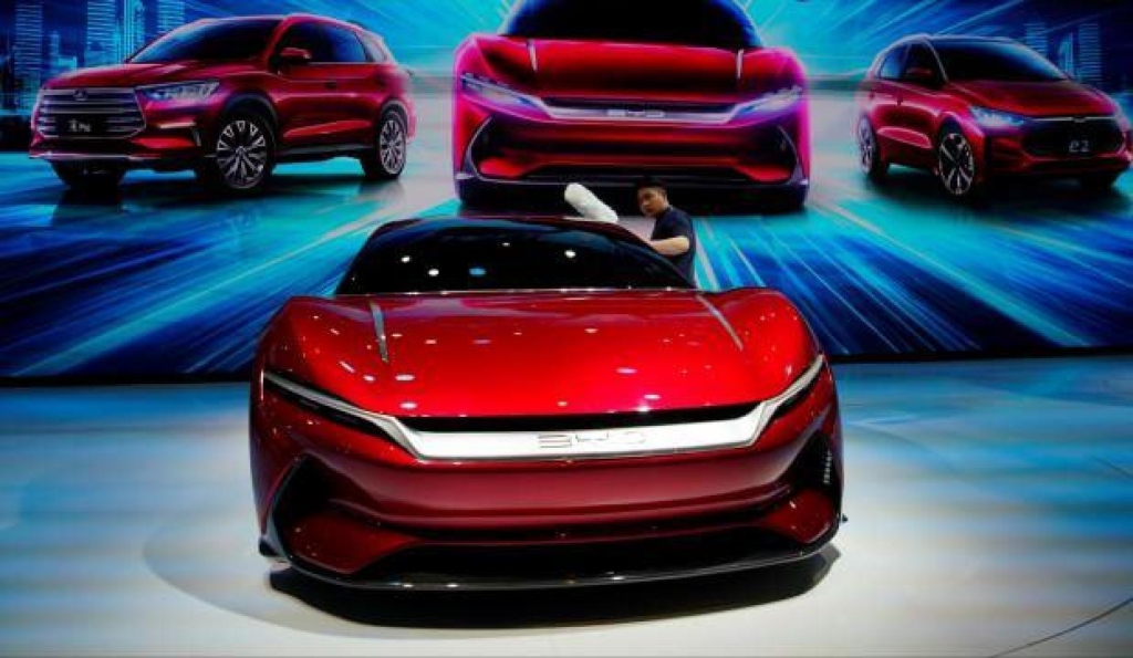 Çinli otomobil üreticisi BYD benzin ve motorinle çalışan araçları rafa kaldırdı!