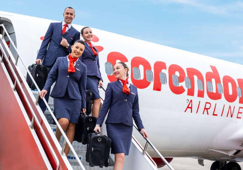Corendon Airlines, sezonunun ilk İngiltere ve İskoçya uçuşlarını gerçekleştirdi