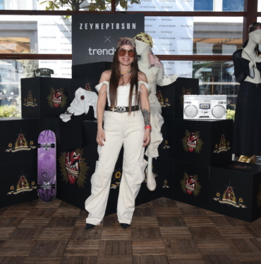 Zeynep Tosun X Trendyol Koleksiyonu Mandarin Oriental Bosphorus’ta tanıtıldı.