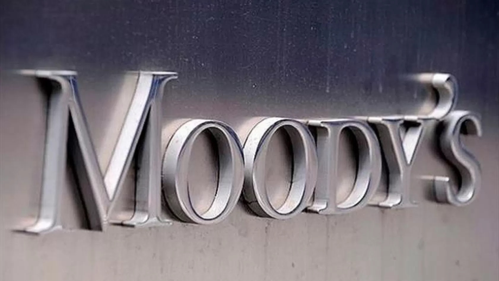 Moody’s Türkiye’nin kredi notunu düşürdü.