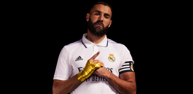 adidas’tan yılın futbolcusu Benzema’ya özel kutlama: “Hand of Gold“