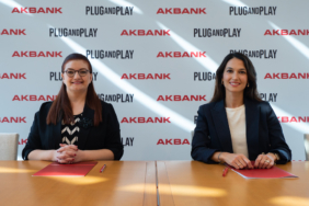 Akbank, Plug and Play Türkiye’nin ilk finansal partneri oldu