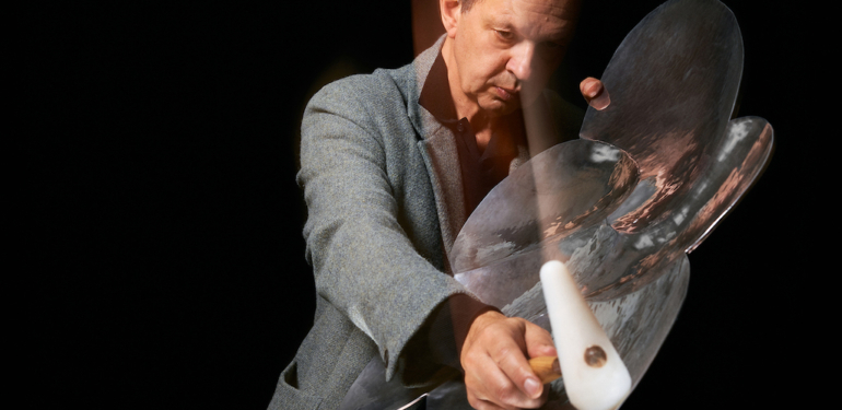 Kraliyet ödüllü İngiliz Tasarimci Tom Dixon İstanbul’a geliyor