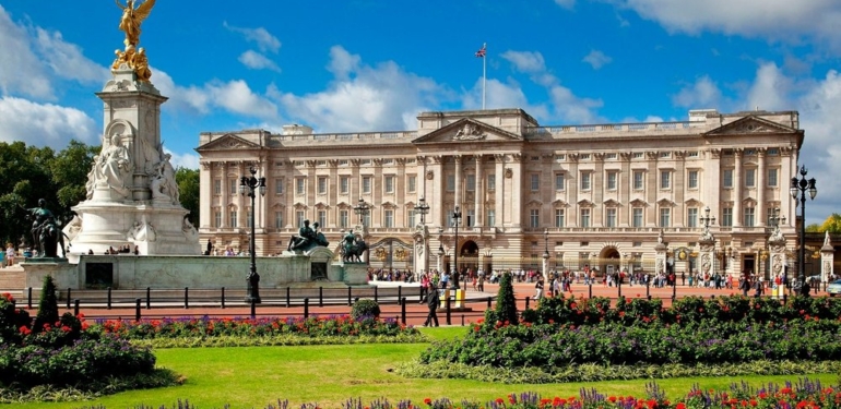 Kral Charles’tan iş ilanı: Yıllık 856 bin TL’ye bahçıvan alacak