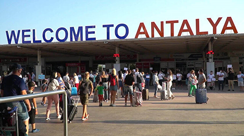 Antalya'ya turist yağdı