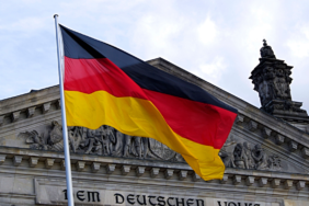 Almanya yabancı işçiler için kapılarını açıyor