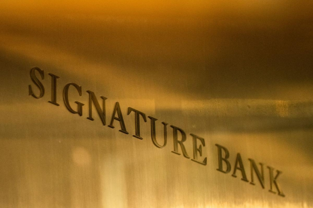 Signature Bank'a kayyum atandı!