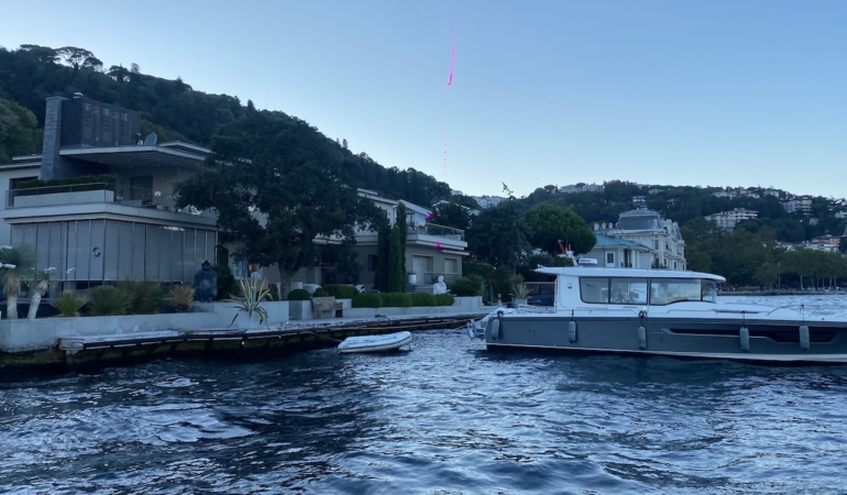 Bahadır İnşaat’ın sahibi Bahadır ailesinin Bebek’teki yalısı haczedildi