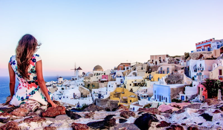 Yunanlı turizmciler, “Bizi Türkler kurtardı, onları soymuyoruz” dedi.