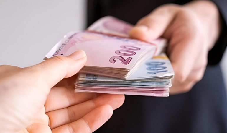 Asgari Ücretin Erken Açıklanması ve Emekli-Memur Zam Tahminleri