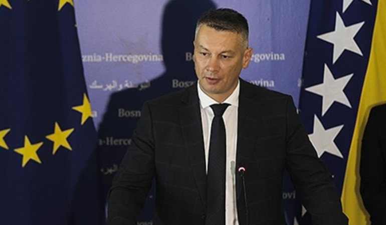 Bosna Hersek’te Bakan ve Üst Düzey Yetkililere Yolsuzluk Gözaltısı