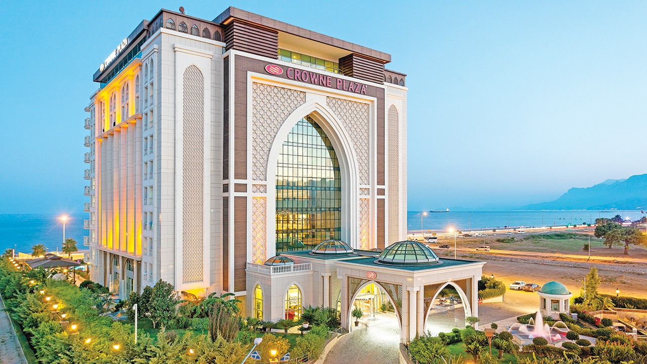 ihg-turkiyede-buyumeye-devam-ediyor-yeni-otel-acilislari-ve-stratejik-hedefler-3hmqeJcx.jpg