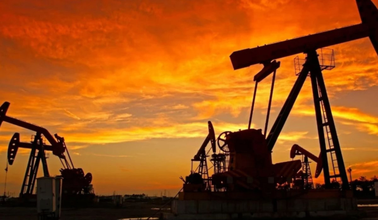 Petrol piyasalarında Noel tatili nedeniyle işlemlere ara verildi