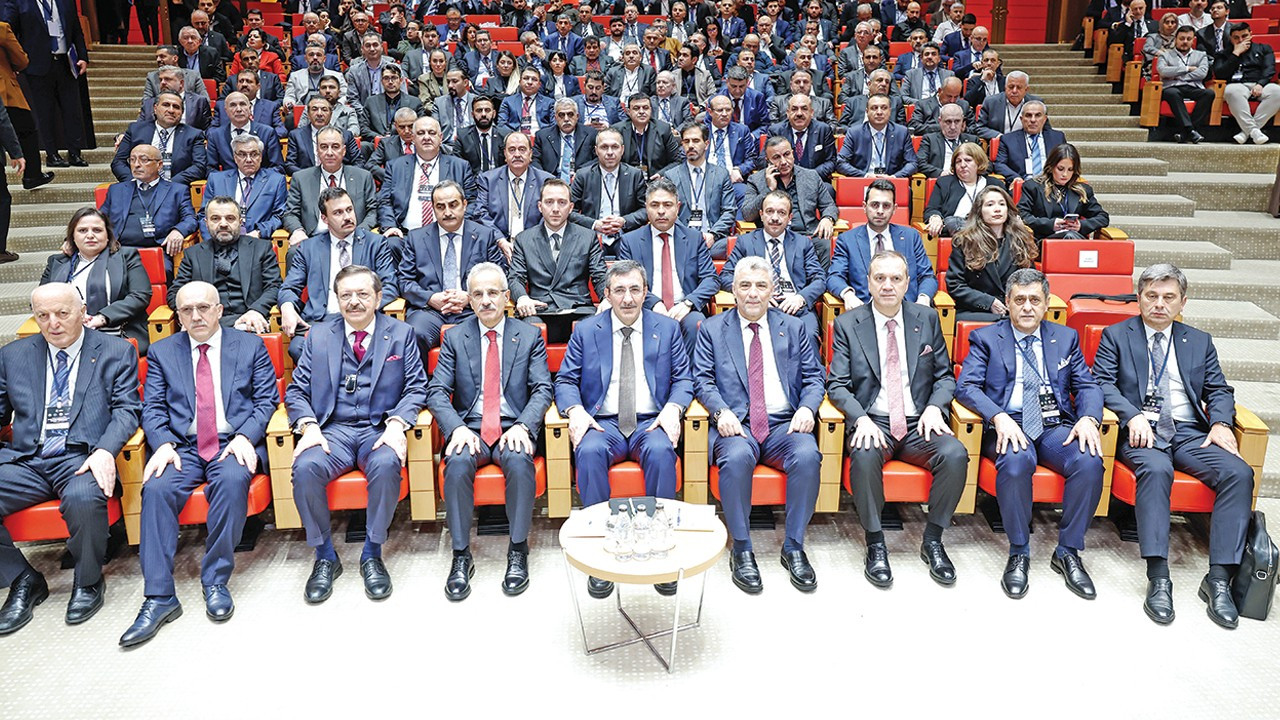turkiye-yuzyilinda-ulastirma-koridorlari-ve-transit-tasimacilik-toplantisi-Pwyljyd2.jpg