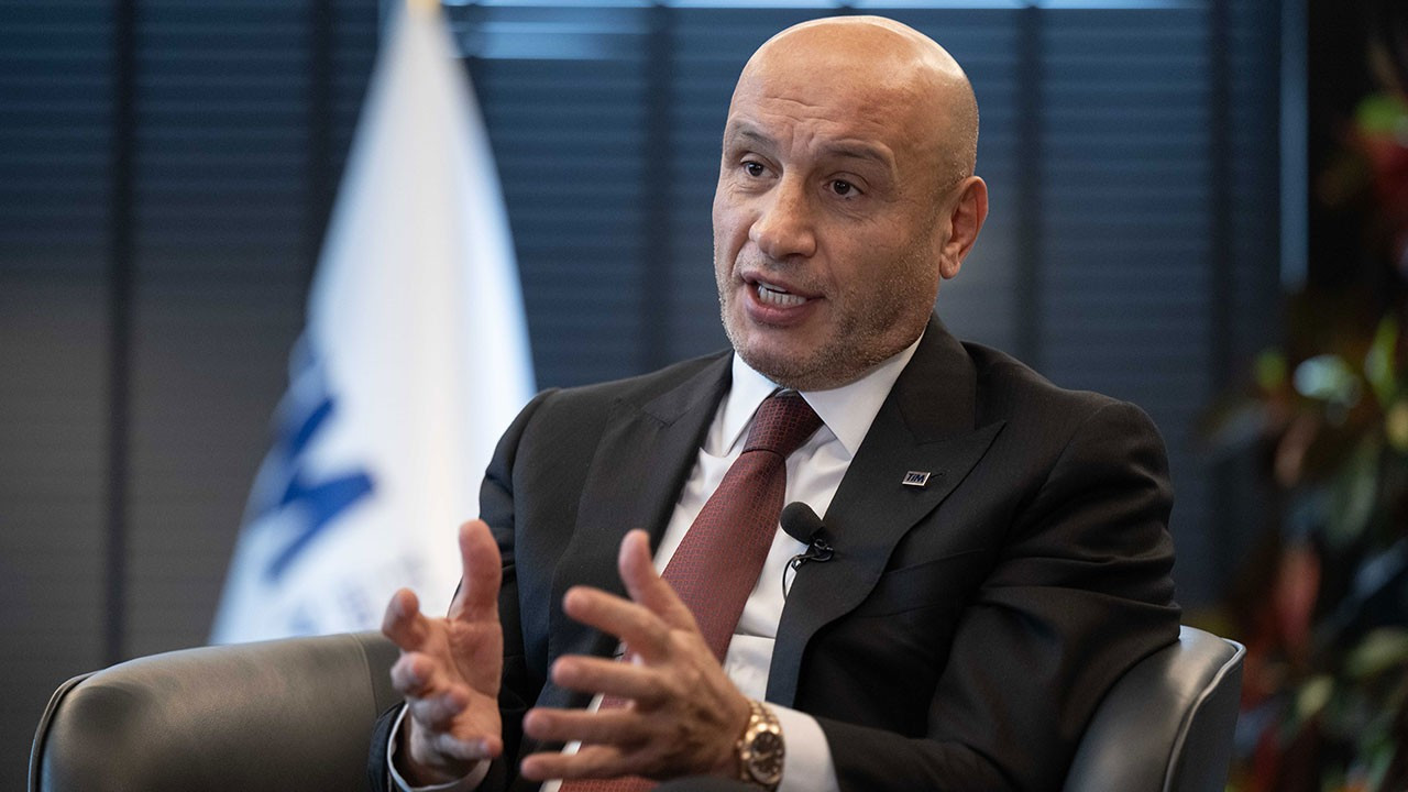 turkiyenin-ihracat-hedefleri-ve-ekonomik-stratejileri-AtjKAm7j.jpg