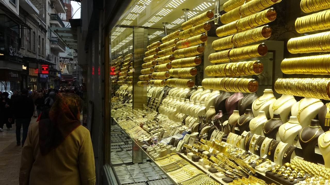 yeni-yilda-kuyumcularda-kimlik-zorunlulugu-uygulamasi-basliyor-GQl9x2AV.jpg