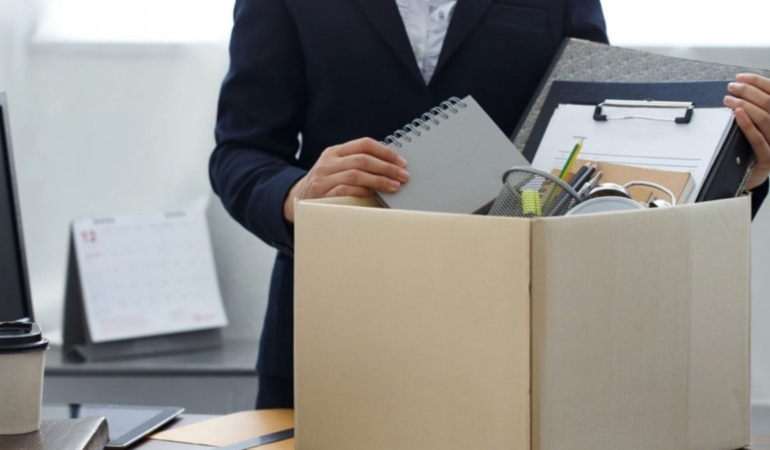 Commerzbank, UniCredit’in Satın Alma Planına Karşı İşten Çıkarma Planlarını Değerlendiriyor