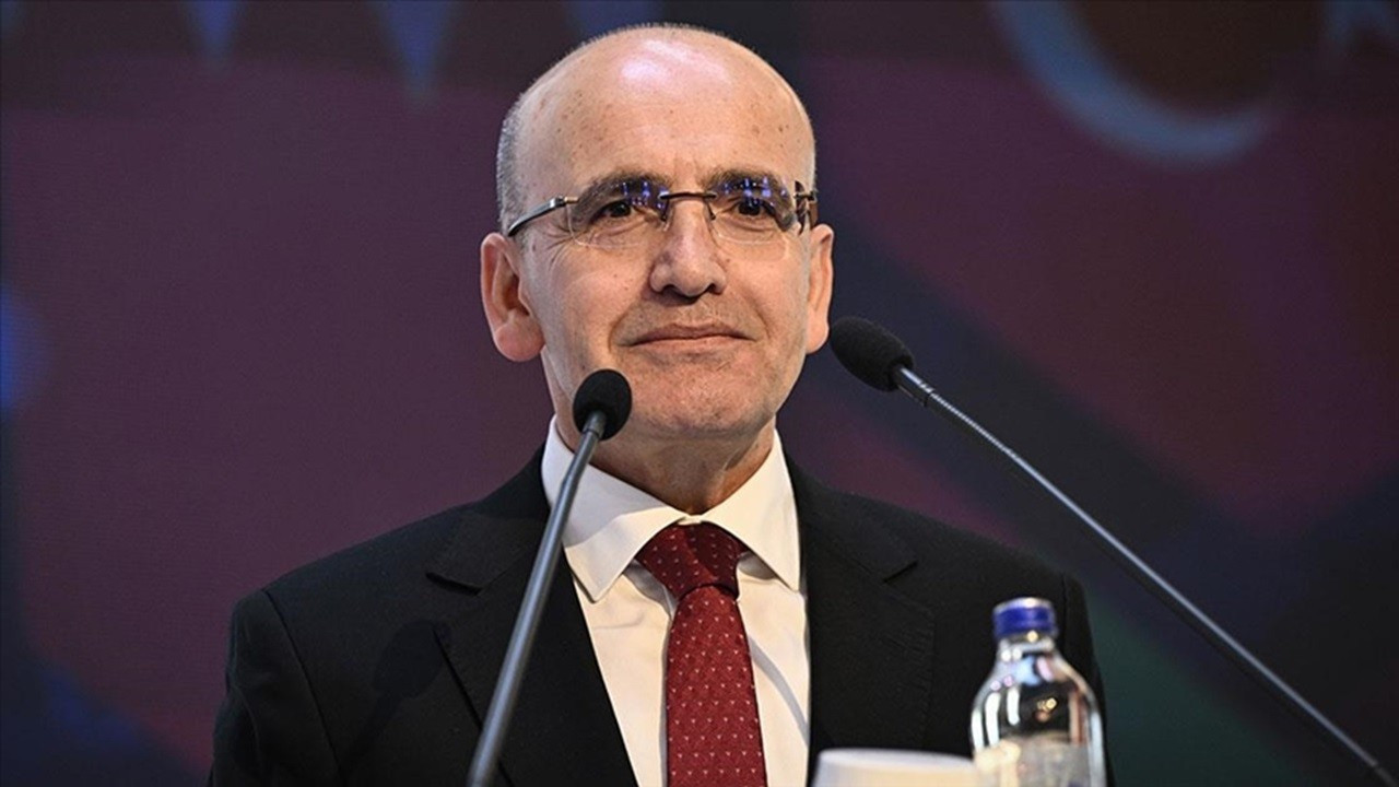 hazine-ve-maliye-bakani-simsekten-2024-ekonomi-degerlendirmesi-8Ra3UWAB.jpg