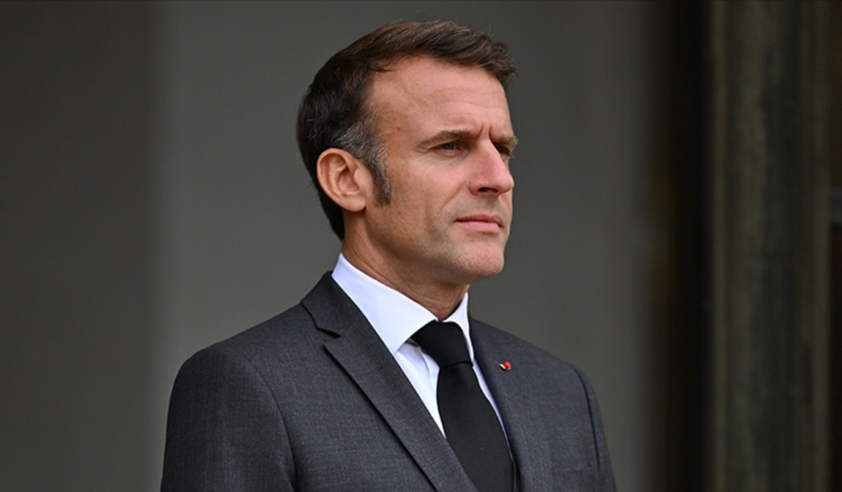 Macron’dan Siyasi İstikrar ve Ulusal Silahlanma Çağrısı