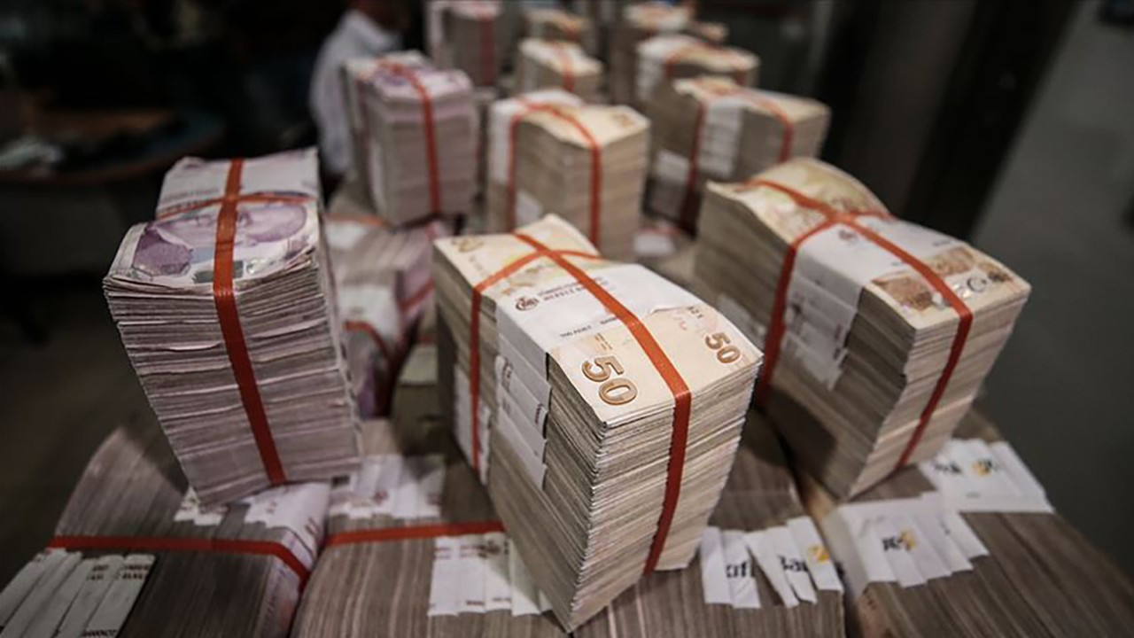 merkez-bankasinin-faiz-indirimleri-ve-kredi-piyasalarina-etkisi-bKH19Vzr.jpg