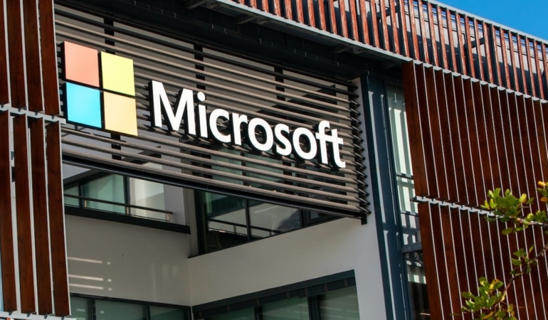 Microsoft, Yapay Zeka Destekli Veri Merkezlerine 80 Milyar Dolar Yatırım Yapacak