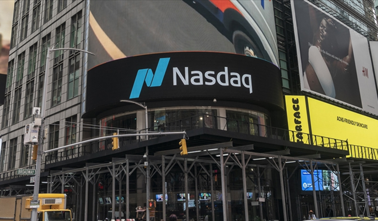 Nasdaq 100 Endeksi’nin Büyümesi ve Geleceği