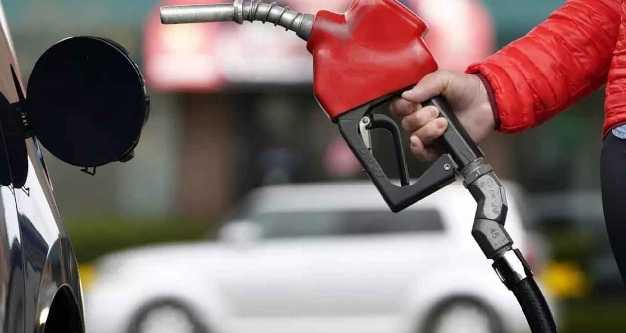 son-dakika-benzine-dev-zam-qcNC1SaH.jpg