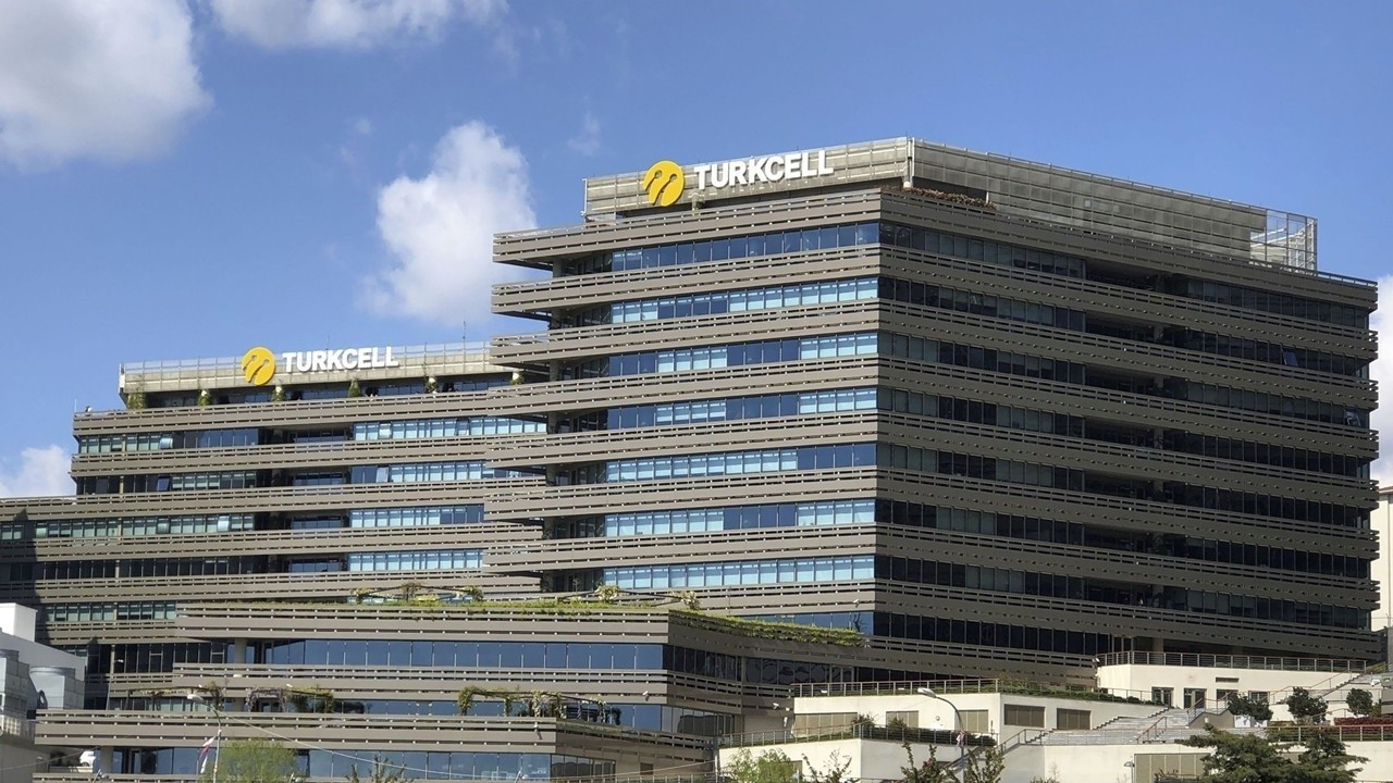 turkcell-1-milyar-dolar-eurobond-ihraciyla-yatirimci-guvenini-kazandi-m94NsCVt.jpg