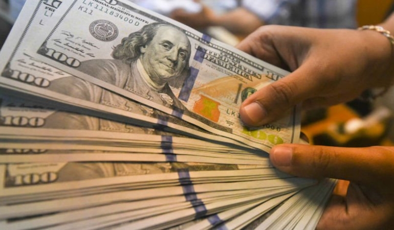 Döviz mevduatlarında ölçülü artış