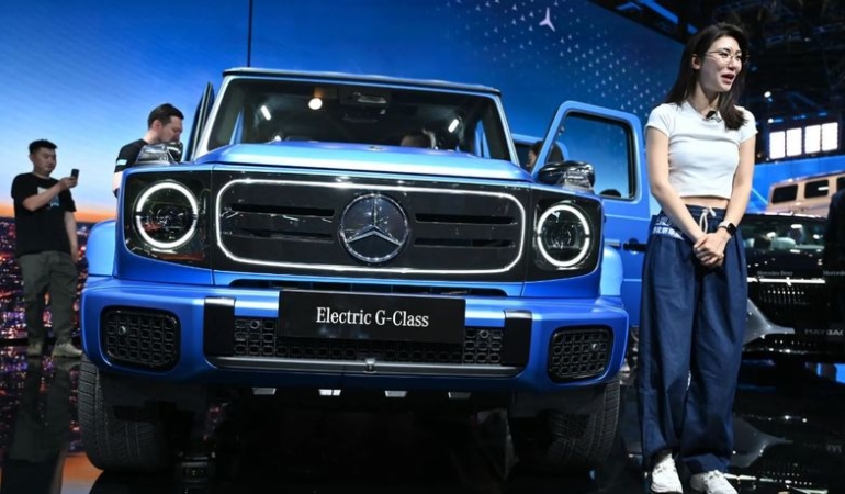 Mercedes Çin’deki işçisini yüzde 15 azalatacak