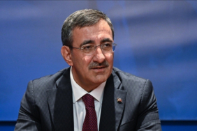 cumhurbaskani-yardimcisi-cevdet-yilmaz-makroekonomik-amaclarimiza-2025-yilinda-da-emin-adimlarla-ilerliyoruz-ReXNJ3AG.jpg