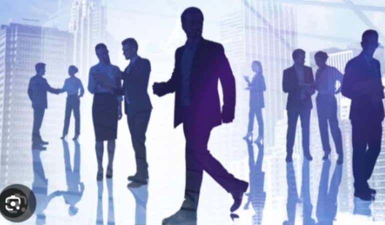 İdarede bayanın ismi yok