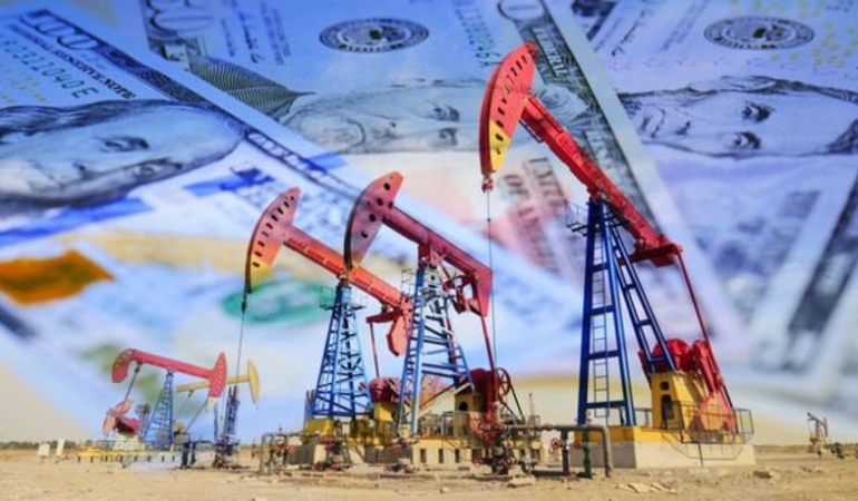 Petrol ABD stoklarındaki düşüşle yükseliyor