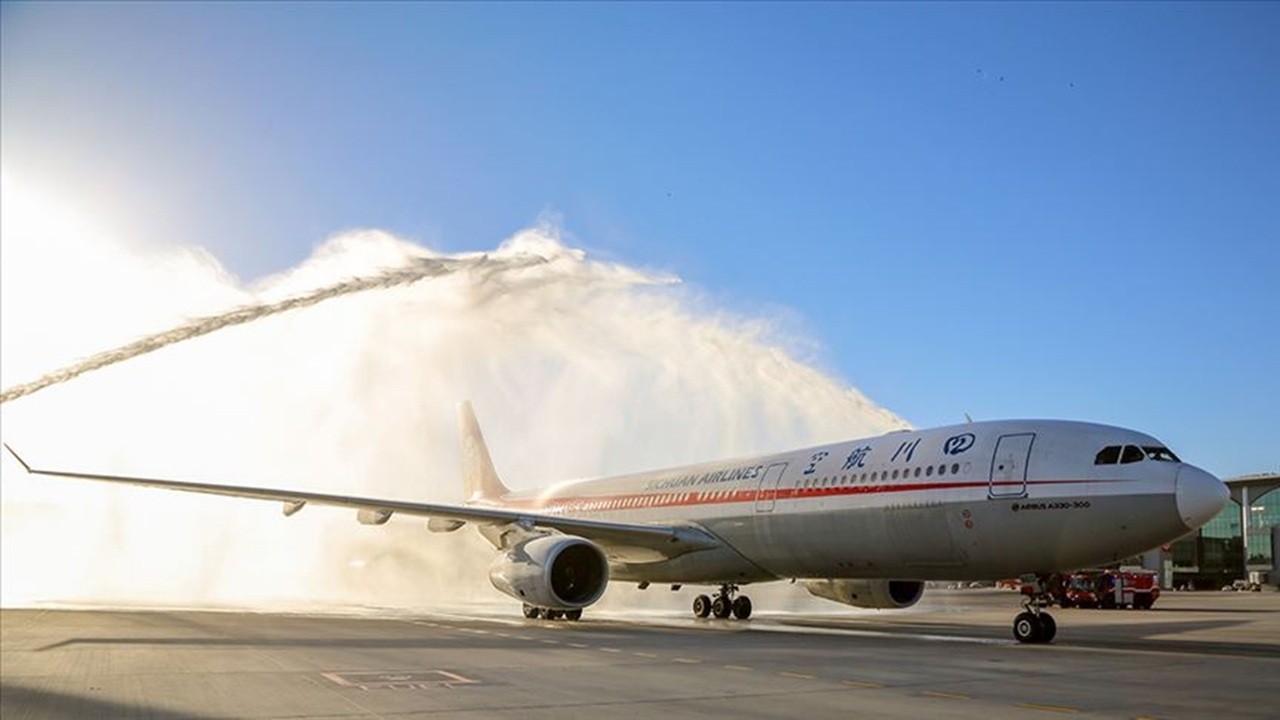 air-china-china-southern-china-eastern-cinli-havayolu-devleri-birinci-ceyrekte-ziyanda-derinlesti-qTIQcvrr.jpg