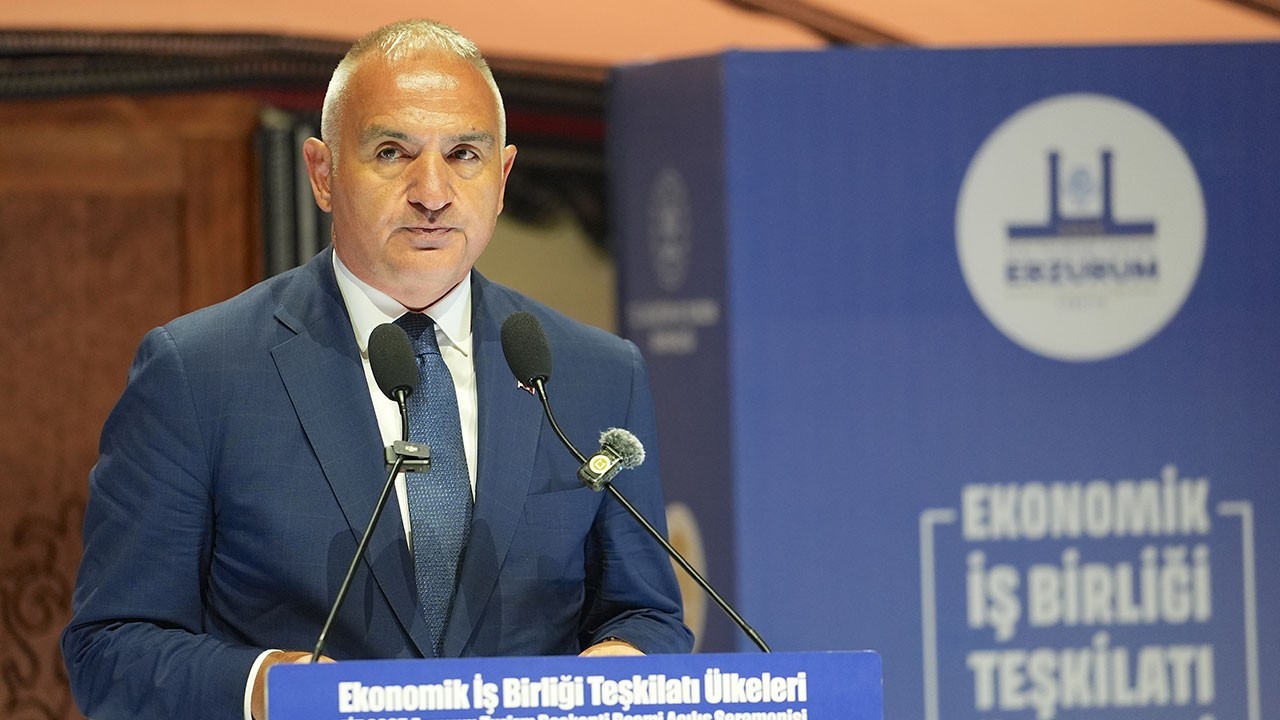 bakan-ersoy-turizmde-hedefimiz-dunyada-birinci-uc-ulke-ortasina-girmek-VSQHzRGh.jpg