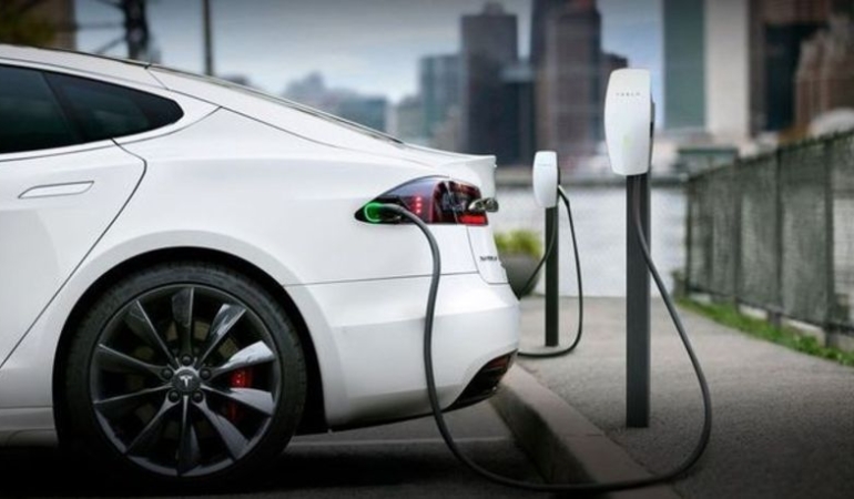 Elektrikli araçların süratli şarj altyapısına takviye için ikinci davet açıldı