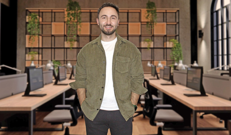 Gaye, evvel halka arz olmak sonra küreselleşmek