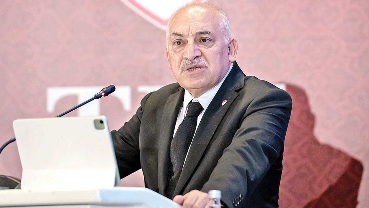 mehmet-buyukeksiolumlu-tablo-eylul-sonrasina-otelendi-XTxC1f3Z.jpg