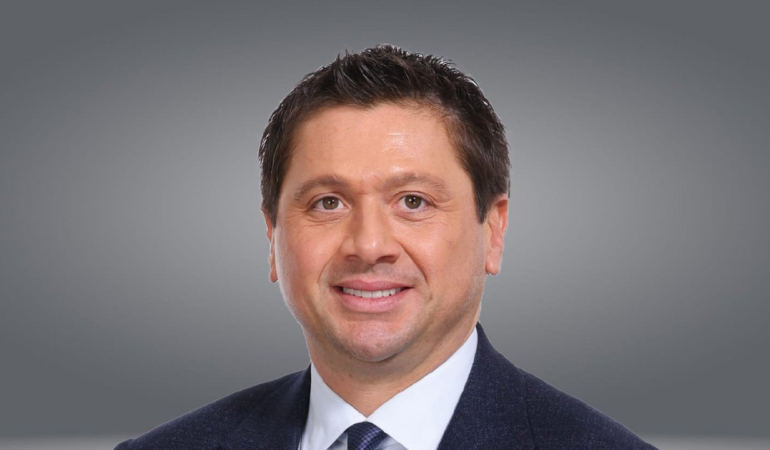 Tuncay Özilhan, Anadolu Grubu Yönetim Kurulu Başkanlığı misyonunu Kamil Süleyman Yazıcı’ya devretti