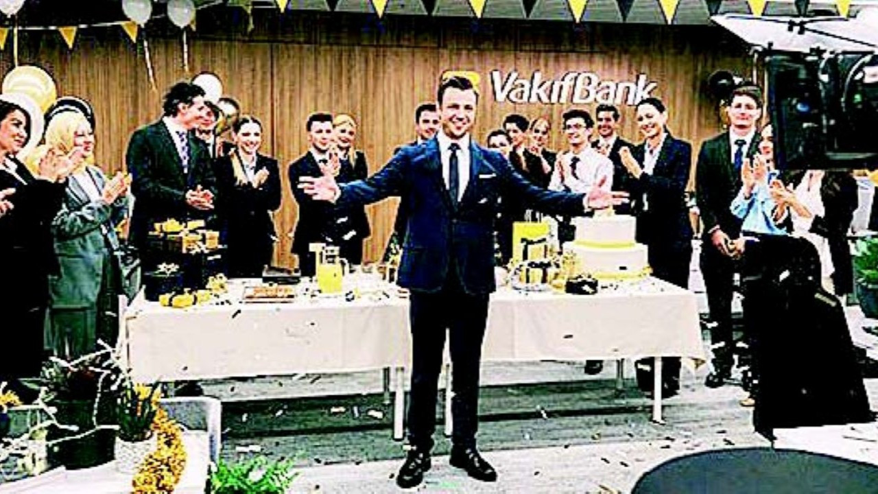 vakifbank-71inci-yil-donumunu-kutladi-uLTv2A8c.jpg