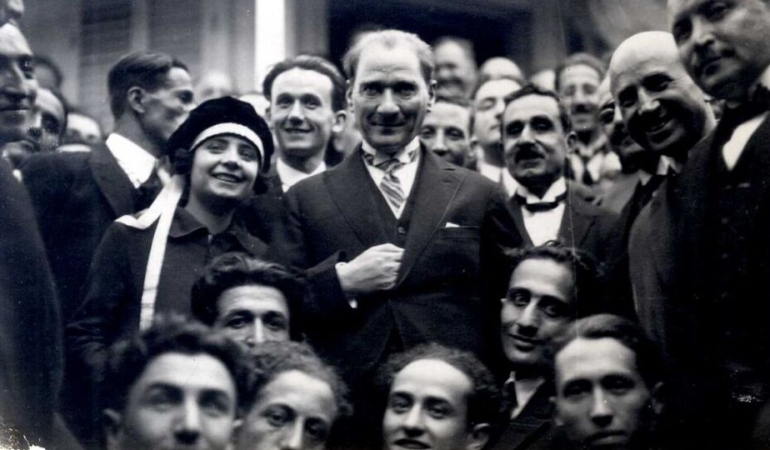19 Mayıs Atatürk’ü Anma, Gençlik ve Spor Bayramımız kutlu olsun!