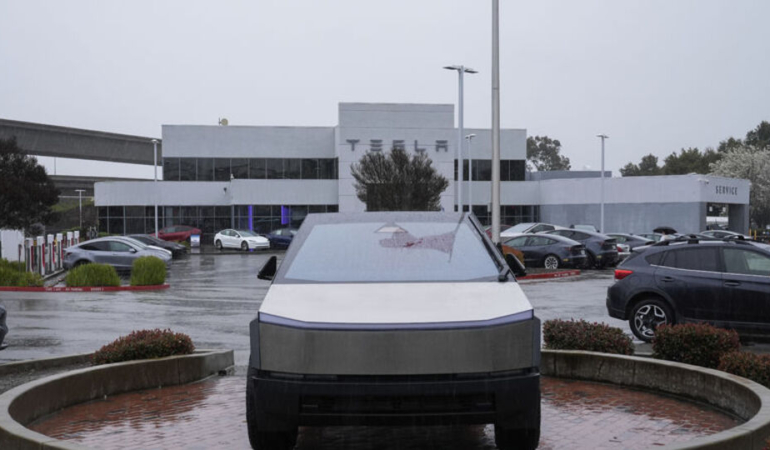 2. el Tesla Cybertruck fiyatlarında yüksek kıymet kaybı yaşanıyor